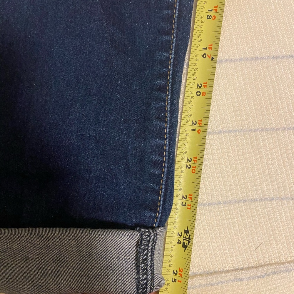 BCBGeneration Jeans - Picture 9 of 9